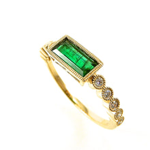 Load image into Gallery viewer, Emerald East West Ring