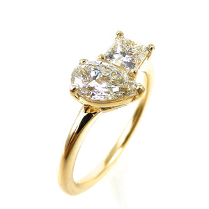 Pear and Princess Cut Toi et Moi Engagement Ring