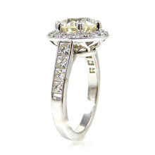 Load image into Gallery viewer, Round Cut Diamond with Diamond Halo and Princess Cut Accent Engagement Ring