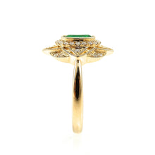 Load image into Gallery viewer, Starburst Emerald Ring