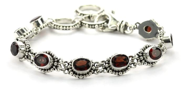 Antique and Vintage Garnet Jewelry | Collectors Weekly