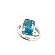 Load image into Gallery viewer, Blue Zircon Ring