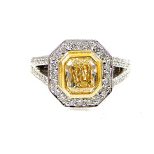 Load image into Gallery viewer, Canary Diamond Split Shank Ring