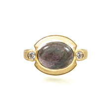 Load image into Gallery viewer, Cleopatra Labradorite Ring