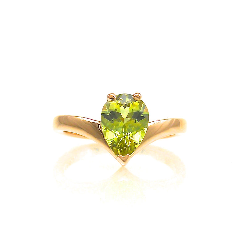 Green Montana Sapphire Ring