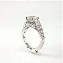 Load image into Gallery viewer, Diamond Engagement Ring