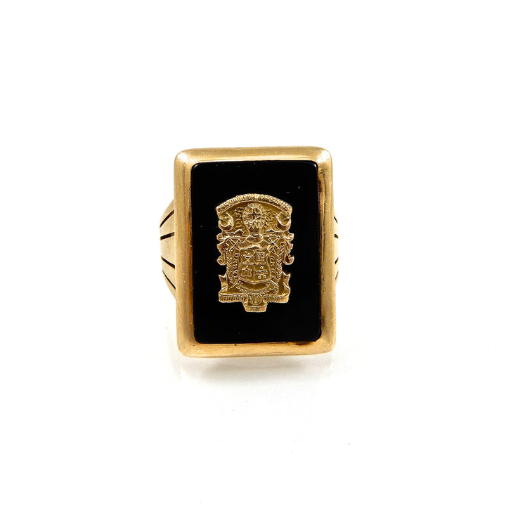 Gents Onyx Crest Ring