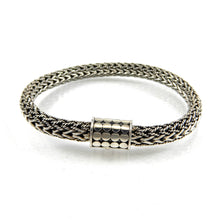 Load image into Gallery viewer, Bali Textured Chain Bracelet
