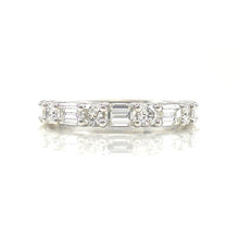 Load image into Gallery viewer, Emerald and round cut diamond band