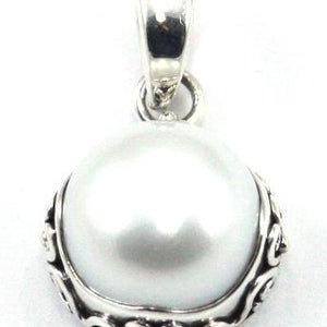 Bali Sterling Silver Freshwater Pearl Pendant